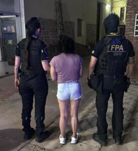 LA FPA DETIENE A UNA MUJER EN SAN FRANCISCO